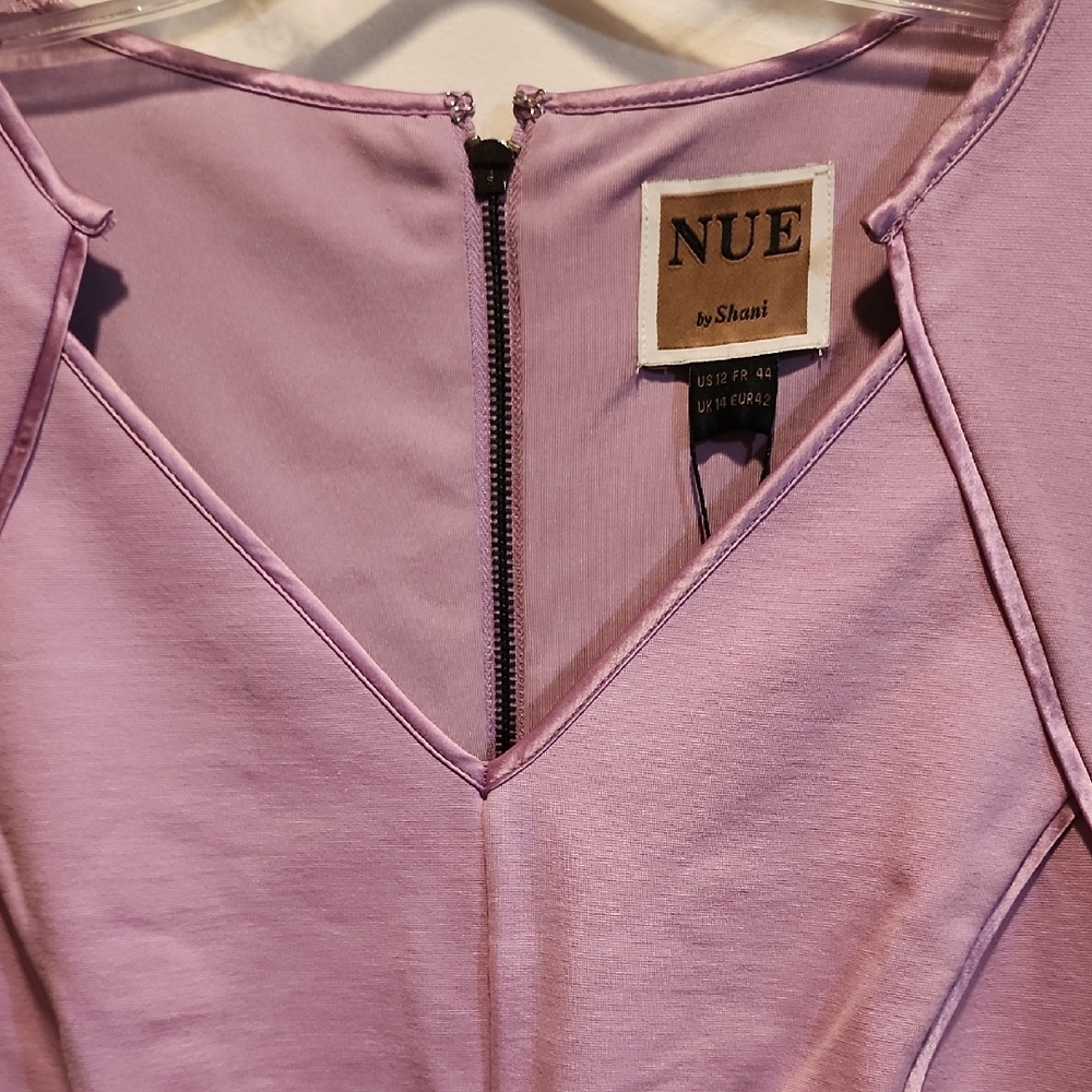 Nue by Shani Lilac Short Sleeve Dress - Picture 5 of 12